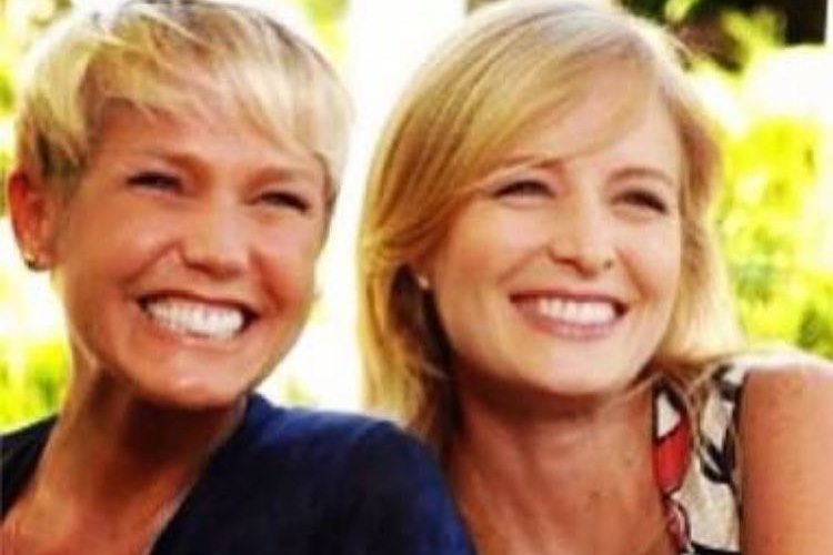 Xuxa parabeniza Angélica