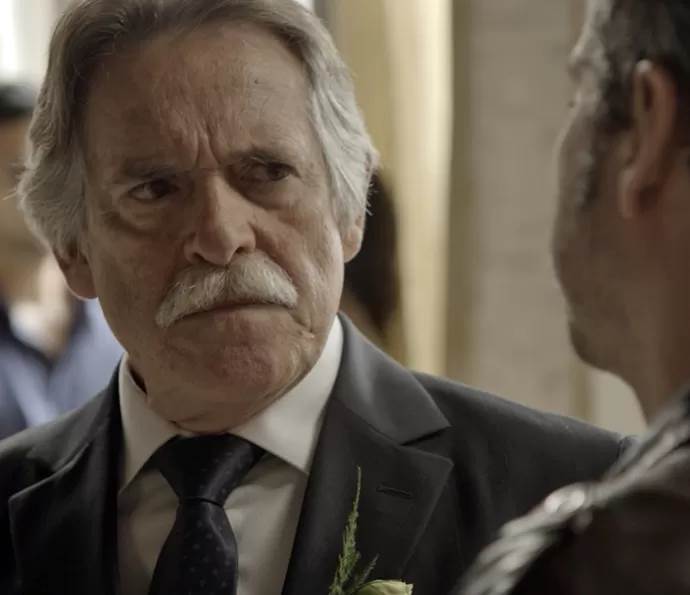 Romero ameaça o Pai da facção