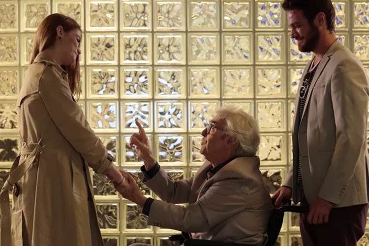 Além do Tempo - Alberto manda Livia se casar logo com Pedro Felipe Monteiro/Gshow/Reprodução