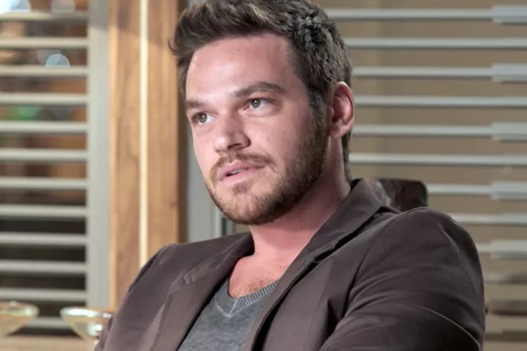 Além do Tempo - Pedro TV Globo/Reprodução