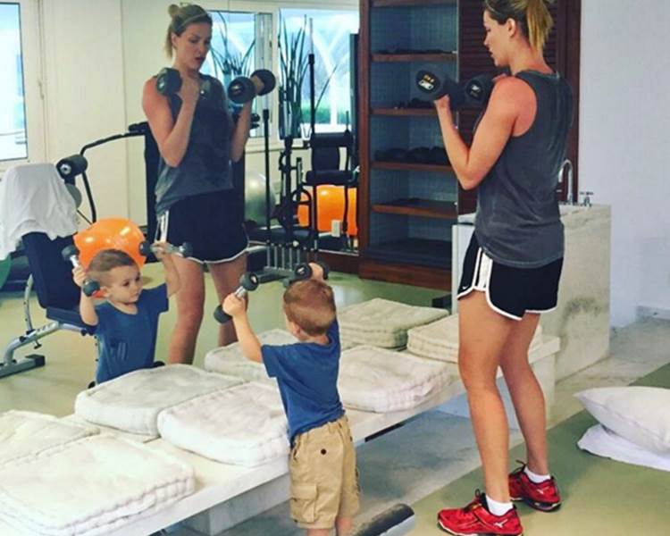 Ana Hickmann malha com o filho Reprodução/Instagram/ahickmann