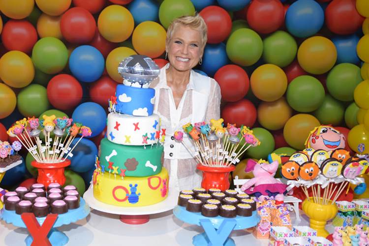 Xuxa inaugura Casa X em Juiz de Fora, Minas Gerais