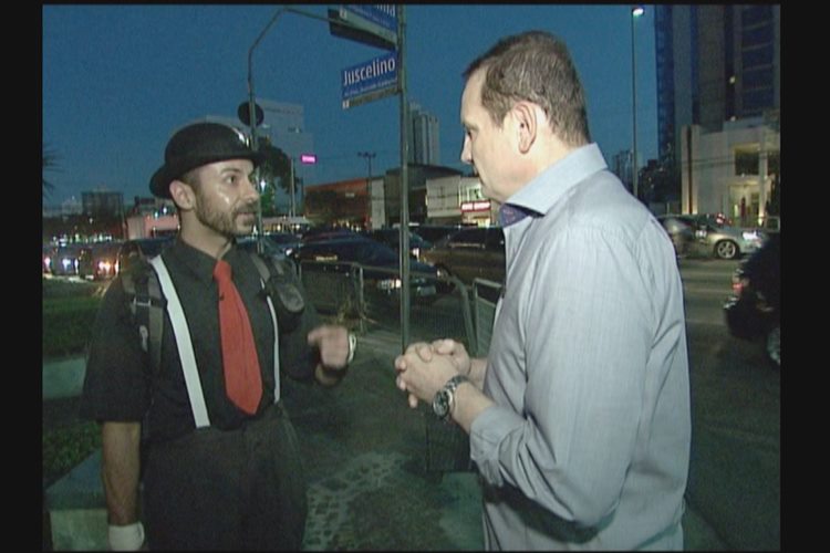 Conexão Repórter mostra a realidade dos artistas de rua Divulgação/SBT