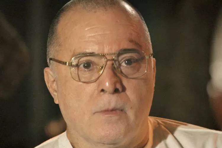 A Regra do Jogo - Zé Maria muda o visual TV Globo/Reprodução