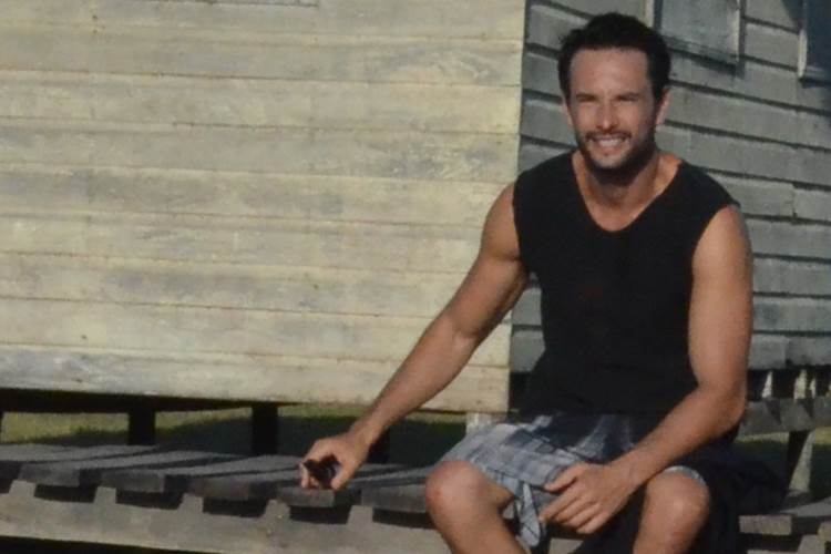 Rodrigo Santoro sofre acidente durante gravação de novela