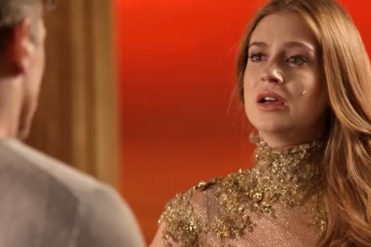 Totalmente Demais - Eliza chora TV Globo/Reprodução