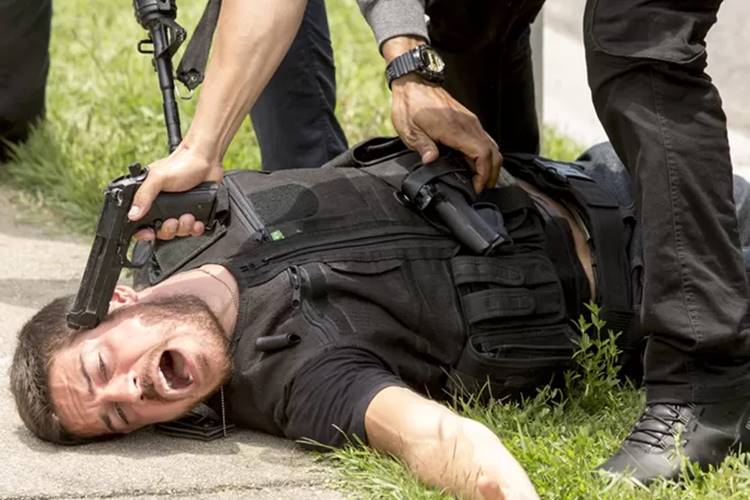 A Regra do Jogo - Dante baleado1 Felipe Monteiro/ Gshow/Reprodução