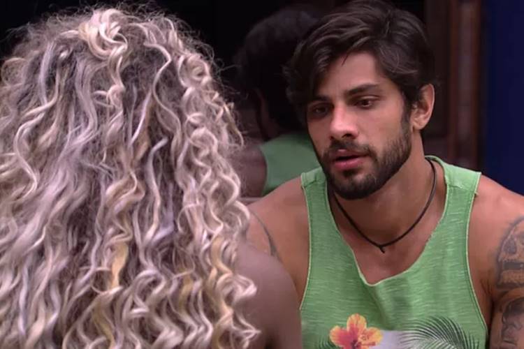 BBB16 - Adelia e Renan Reprodução/BBB/TV Globo