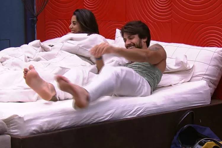 BBB16 - Juliana e Renan Reprodução/TV Globo/BBB
