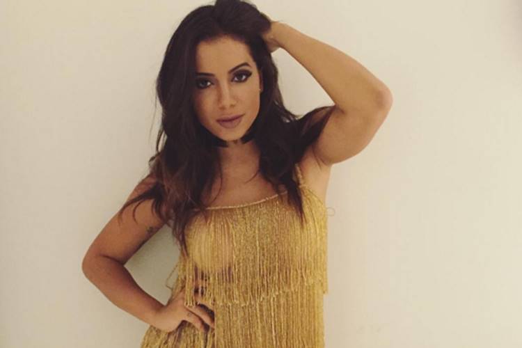 Anitta quer passar aniversário em show de Rihanna em Nova York