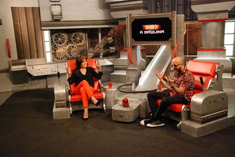 ‘A Máquina’ recebe a cantora italiana Chiara Civello