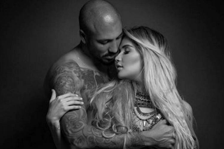 Aline Gotschalg exibe barrigão e se declara para Fernando Medeiros