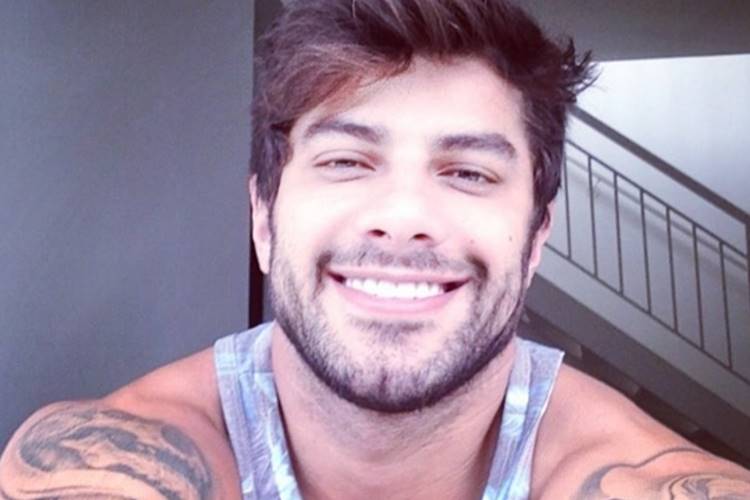 Renan reata namoro com a ex