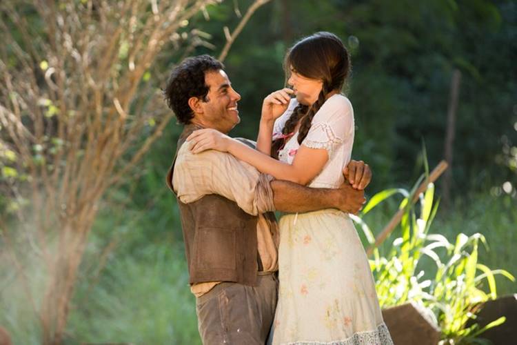 Mafalda cai nos braços de Zé dos Porcos