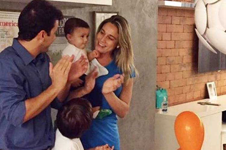 Fernanda Gentil comemora 8 meses do filho Reprodução/Instagram