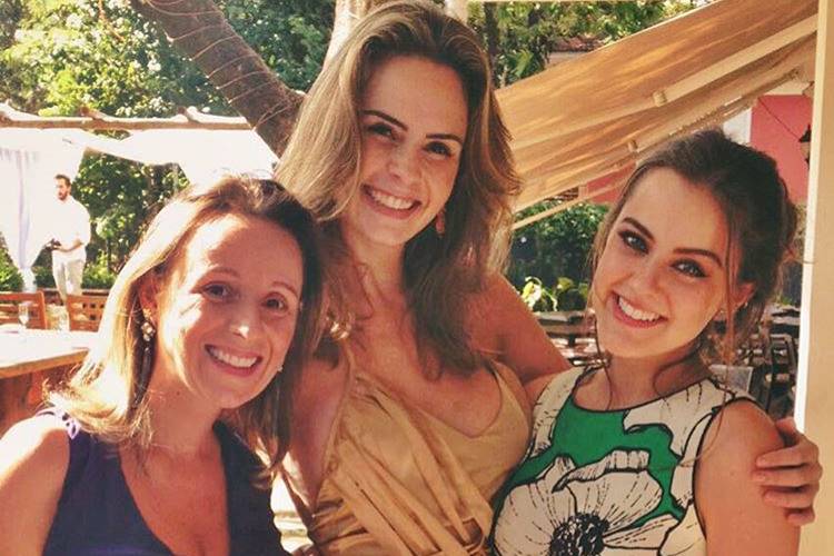 Sobrinha da ex-BBB Ana Paula Renault conquista fãs