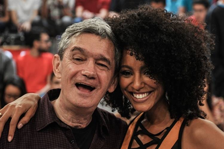 Sheron Menezes participa do ‘Altas Horas’ pela primeira vez