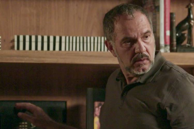 Totalmente Demais - Germamno descobre cofre vazio TV Globo/Reprodução