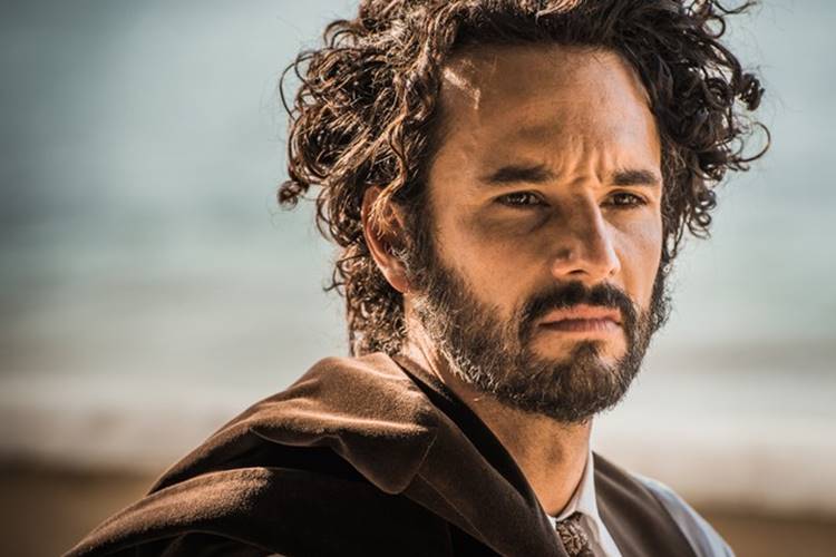 Afrânio arranja casamento para Maria Tereza