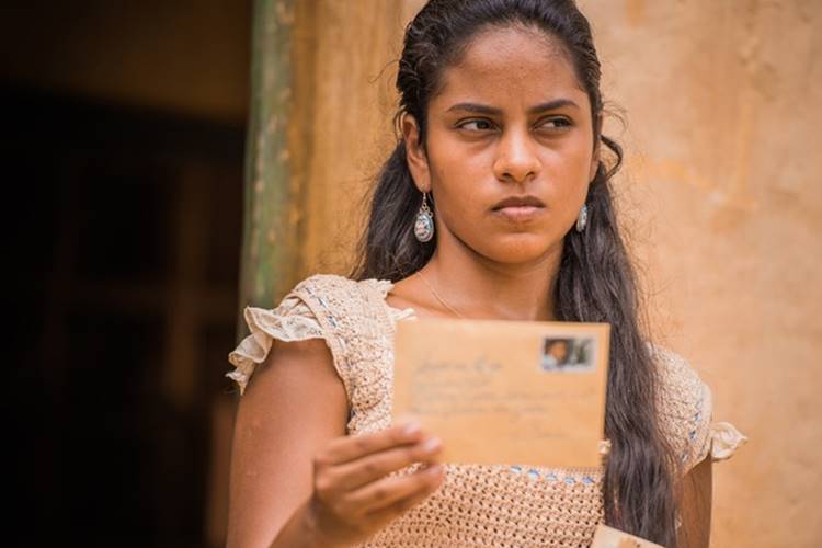 Luzia impede que Santo descubra que Tereza está grávida