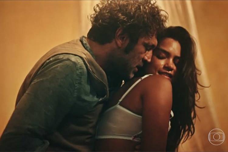 Namoro de Luzia e Santo é interrompido