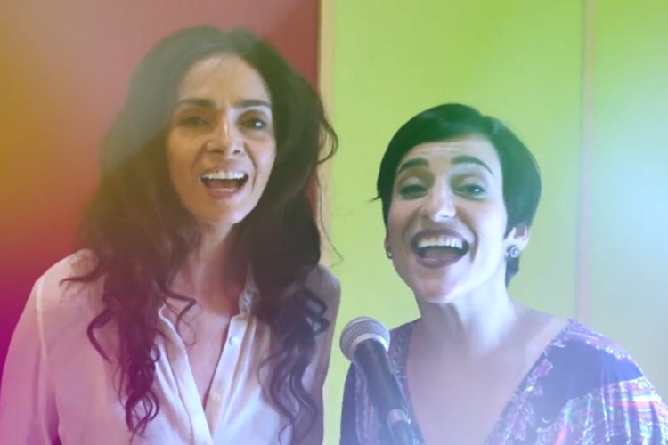 Cláudia Ohana e Simone Gutierrez cantam juntas em São Paulo