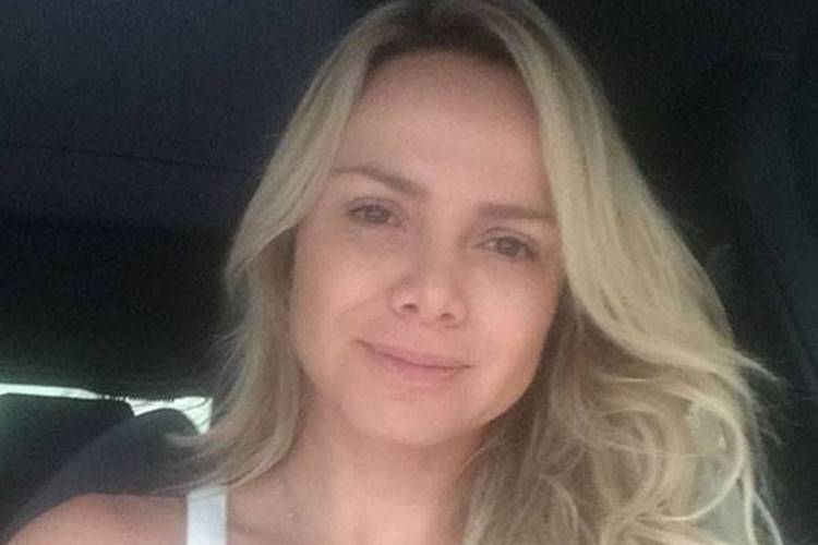 Eliana posta foto sem make e recebe elogios dos fãs