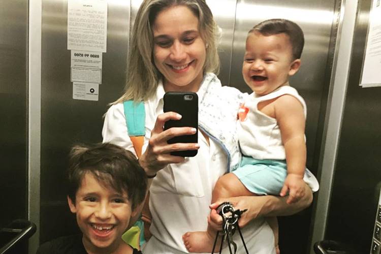 Fernanda Gentil mostra momento com filho e afilhado