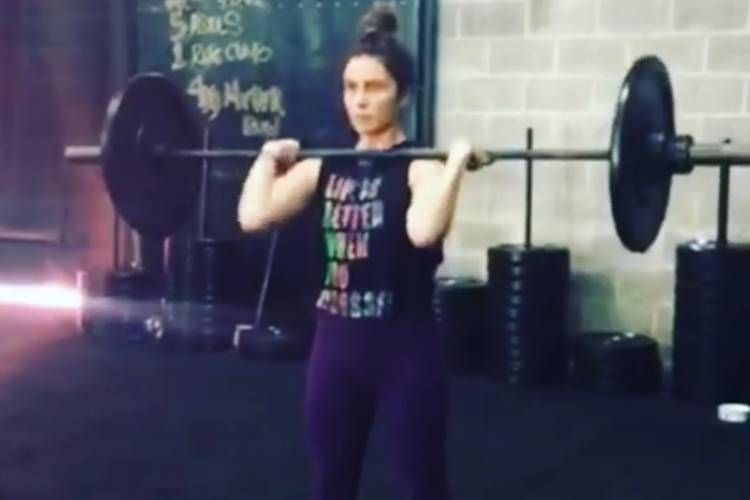 Giovanna Antonelli pega pesado em dia de treino