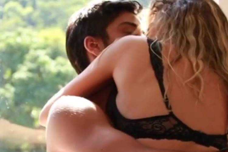 Lua Blanco dá beijaço em Rodrigo Simas em novo clipe