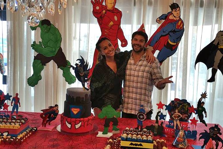Duda Nagle ganha festa de aniversário de Sabrina Sato