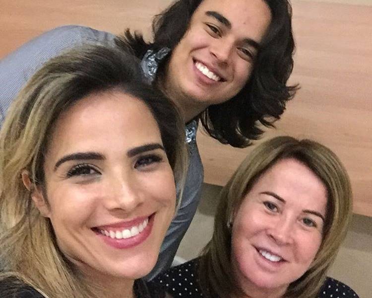 Internada, Zilu recebe visita dos filhos durante a madrugada