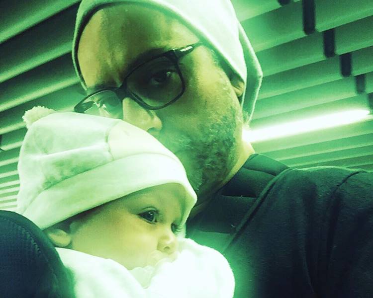 Alexandre Nero posta foto com o filho e encanta seguidores