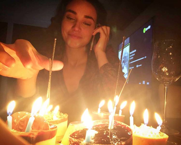 José Loreto se declara para Débora Nascimento