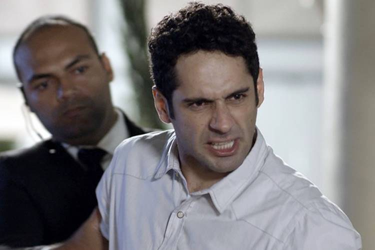 Beto arma barraco para impressionar Tancinha