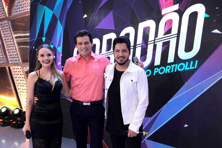 Sabadão com Celso Portiolli tem Thaeme e Thiago