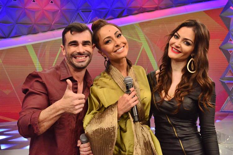 Laura Keller e Jorge são os convidados do ‘Programa da Sabrina’