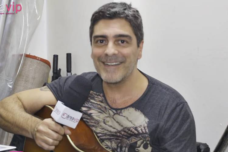 Área Vip traz entrevista exclusiva com Junno Andrade, ator de “A Escrava Mãe”