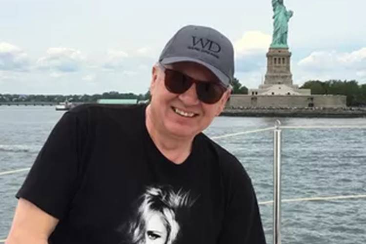 Ex de Luiza Brunet nega abandono de filho