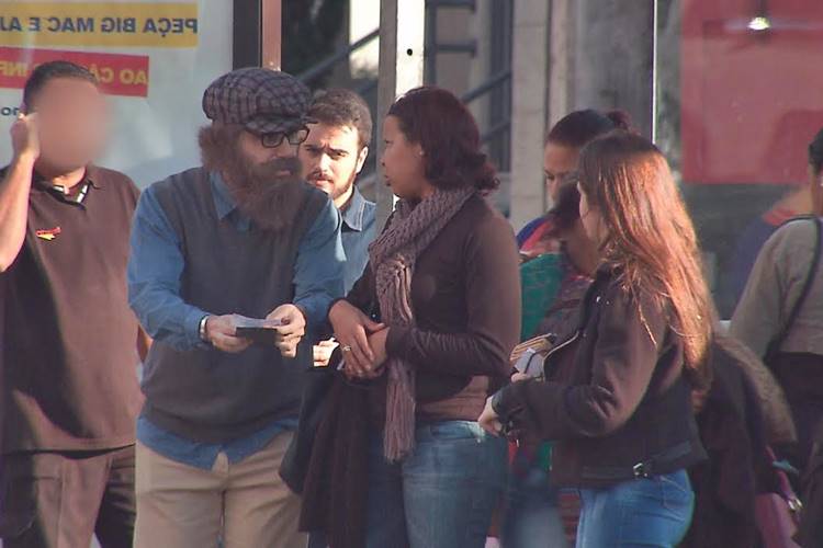 Luiz Bacci participa do quadro ‘Teste da Vida Real’ no Gugu