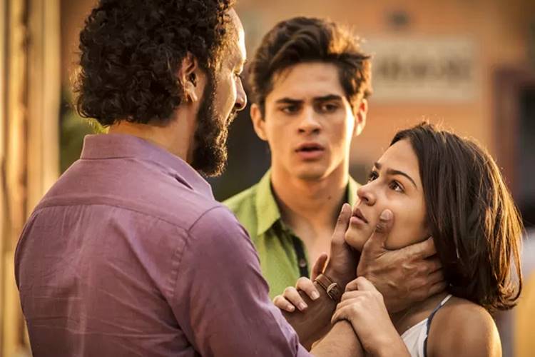 Velho Chico - Olivia se desespera Inácio Moraes/ Gshow/Reprodução