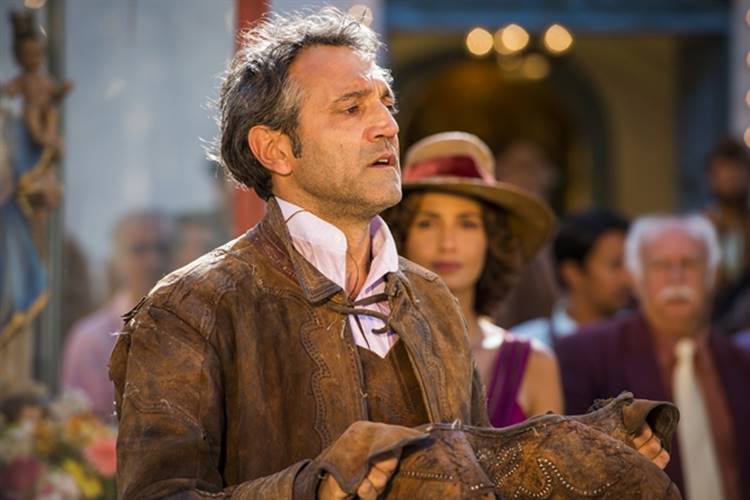 Velho Chico - Santo Globo/Caiuá Franco