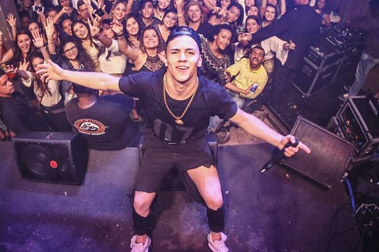 Biel retoma carreira em 2017 e vai compor músicas para mulheres