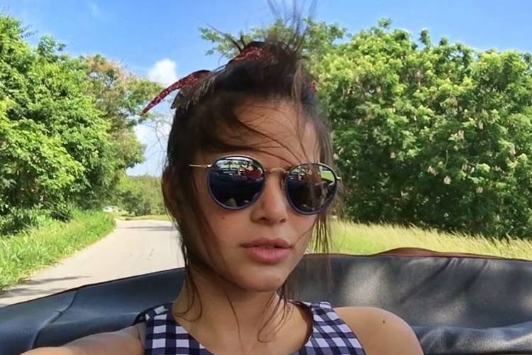 Bruna Marquezine volta a seguir Neymar nas redes sociais