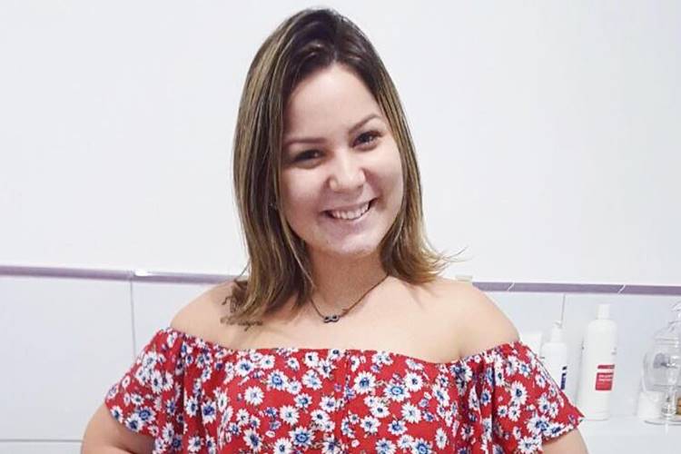 Ex-BBB Cacau comemora após perder 7 quilos