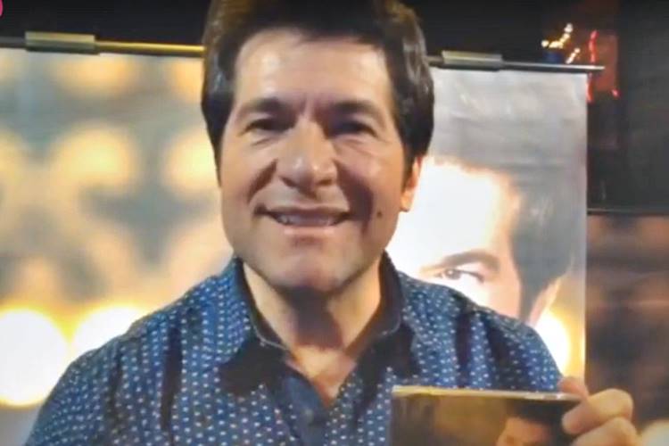 Cantor Daniel apresenta seu novo CD para o Área Vip
