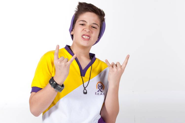 Fofocando recebe o ator João Guilherme