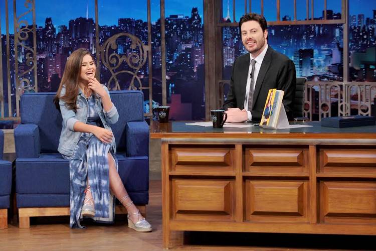 Danilo Gentili recebe Maisa no The Noite