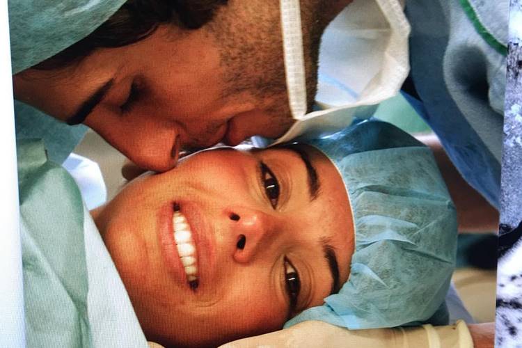 Suzana Gullo relembra parto do primeiro filho com Marcos Mion