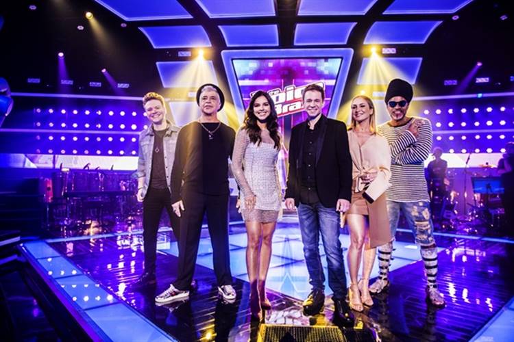 Técnicos soltam a voz no lançamento da 5ª temporada do ‘The Voice Brasil’